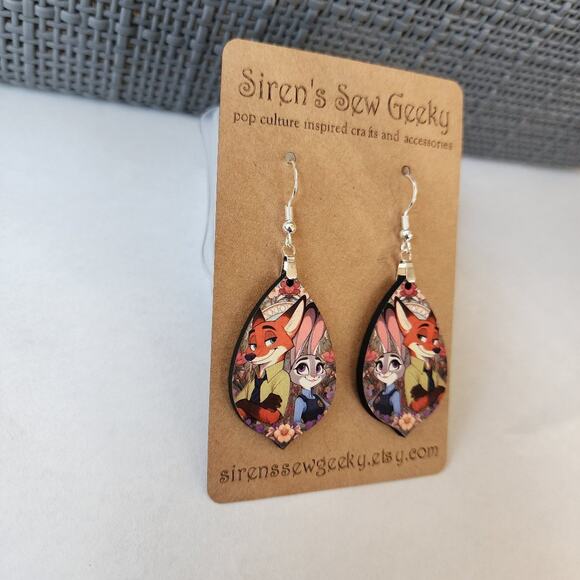 Zootopia Nick and Judy Earrings Disney - Picture 2 of 2